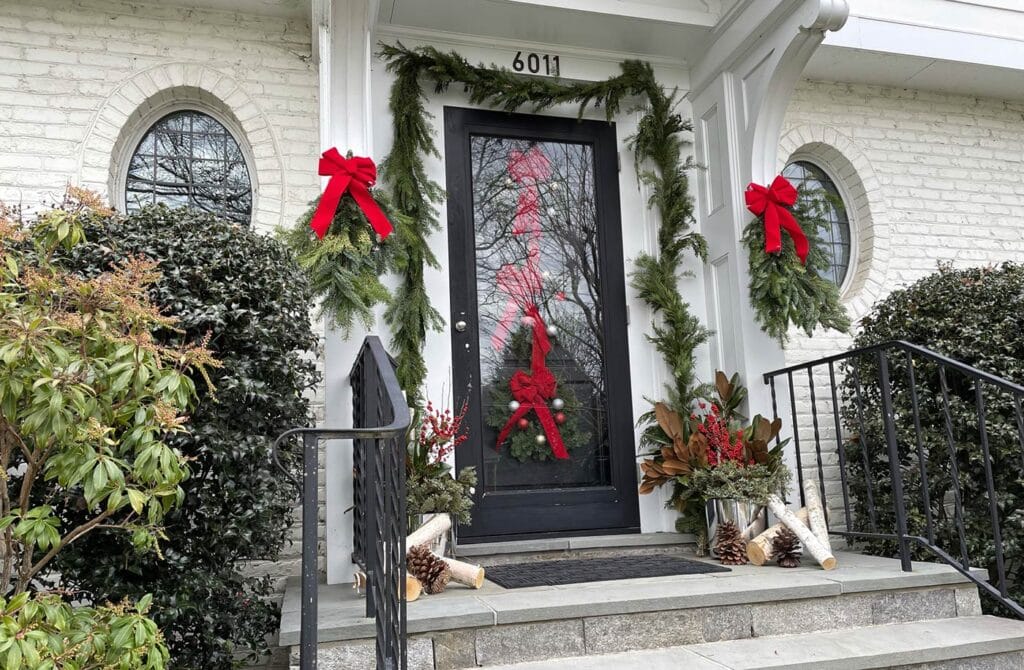 Front entry with attractive holiday decorations